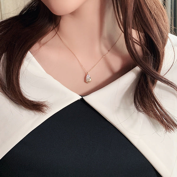 Floral Teardrop Crystal Pendant Necklace